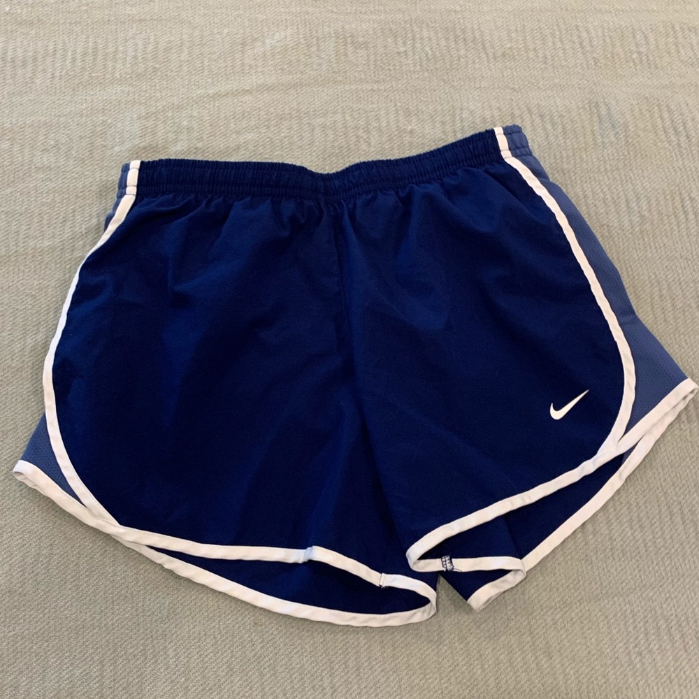 Girls Large Nike Dri-fit blue athletic shorts